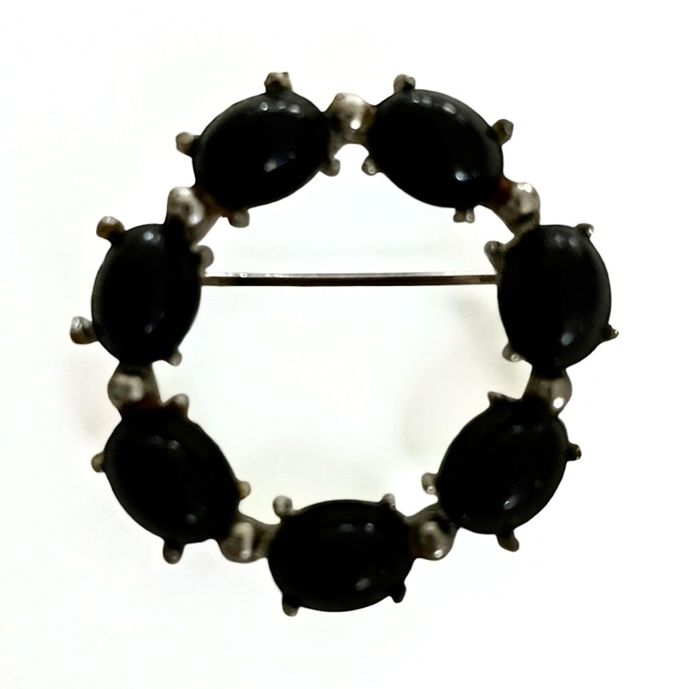 Brooch, Black Turtles in a Circle, Vintage, Silver w/Smooth Black Stones.